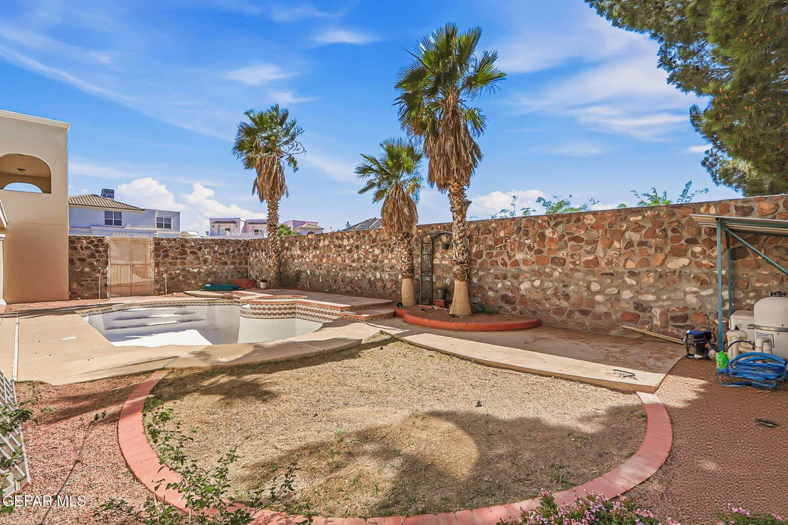 Photo of 6554 EAGLE RIDGE Drive