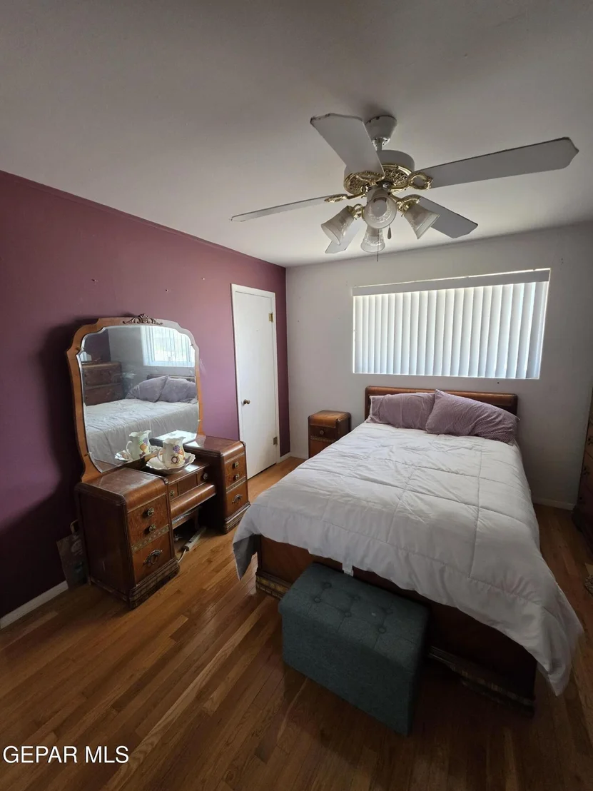 Photo of 1400 IDLEWILDE Drive