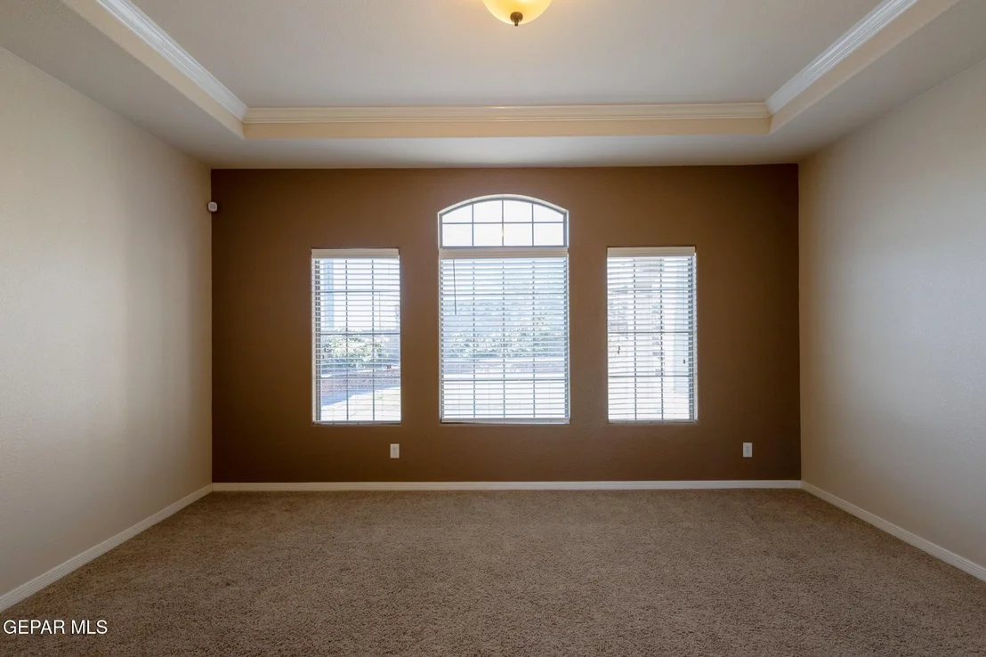Photo of 801 SOUTHWICK Drive