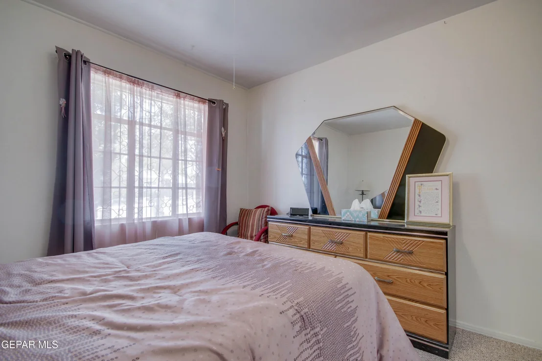 Photo of 3605 TYLER Avenue