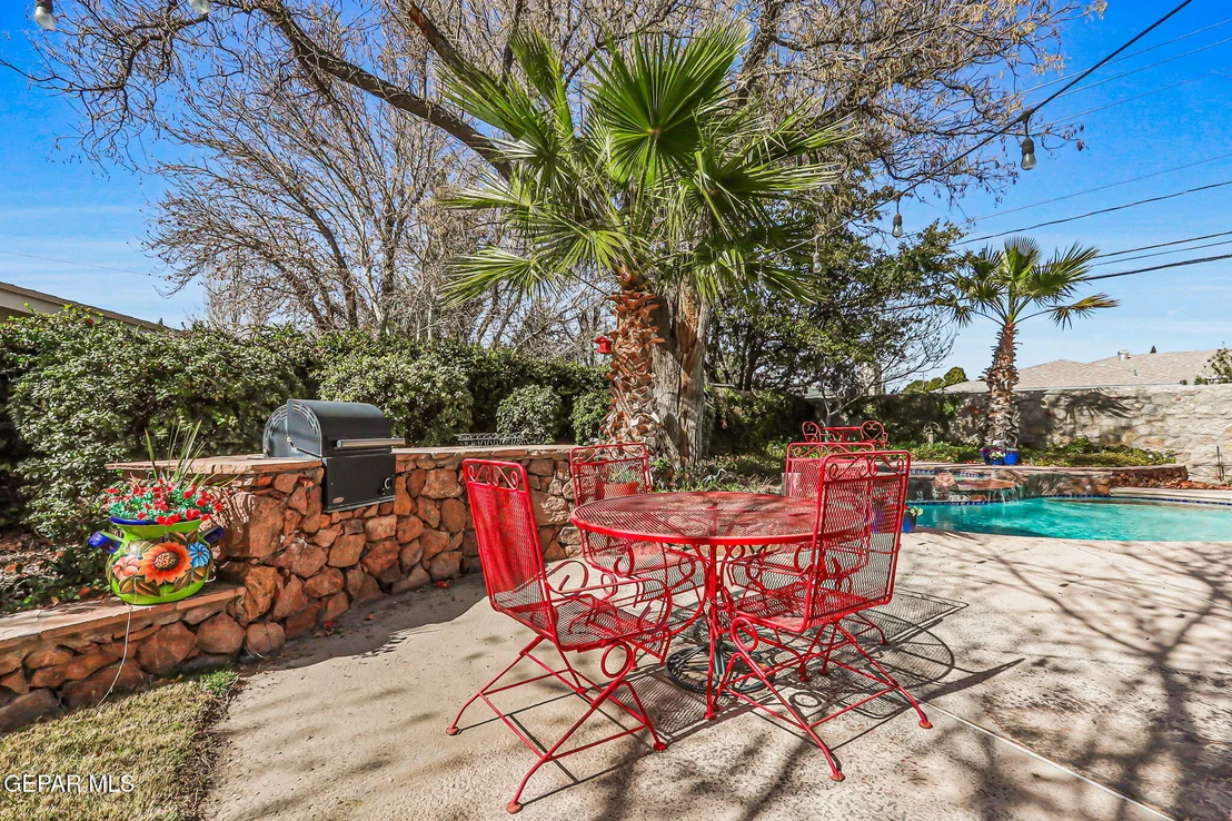 Photo of 301 NORTHWIND Drive