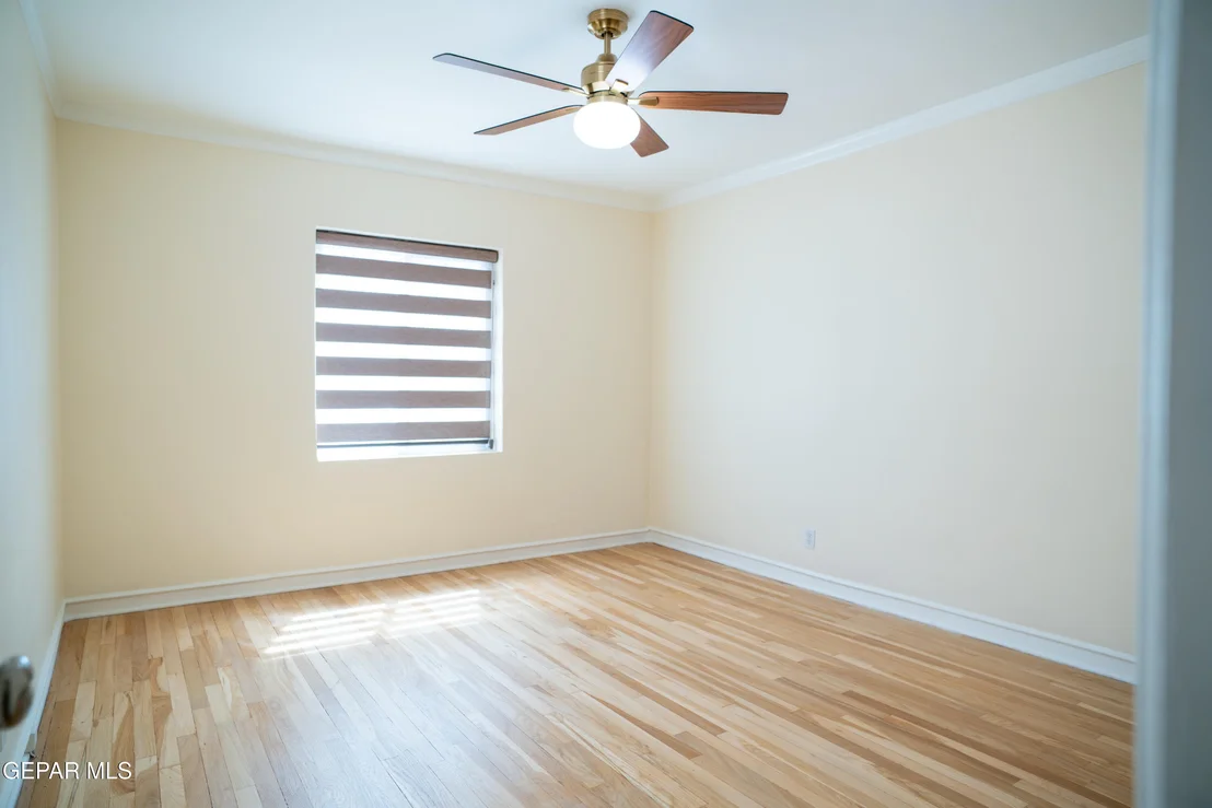 Photo of 1211 MESITA Drive
