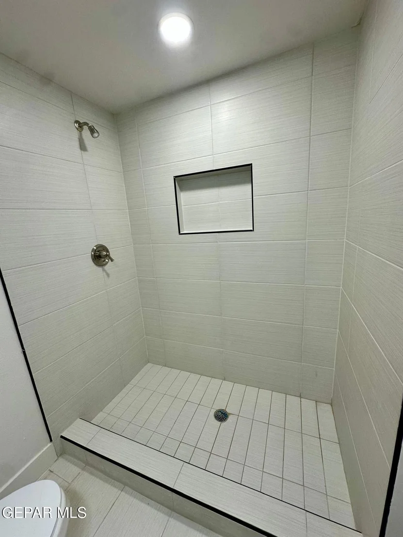 Photo of 8045 GILBERT Drive