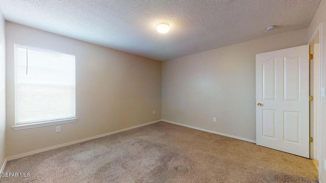 Photo of 10445 SILVERCLOUD Drive