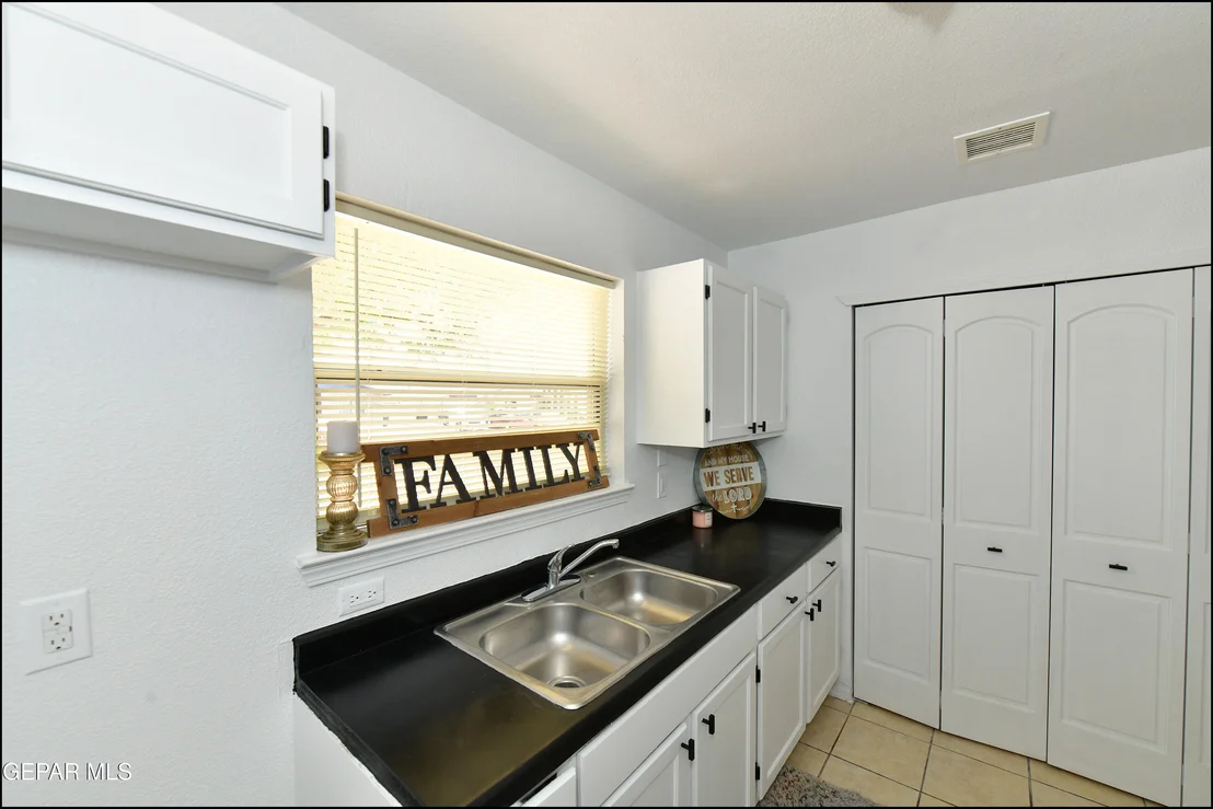 Photo of 315 SUNSET HILLS Drive