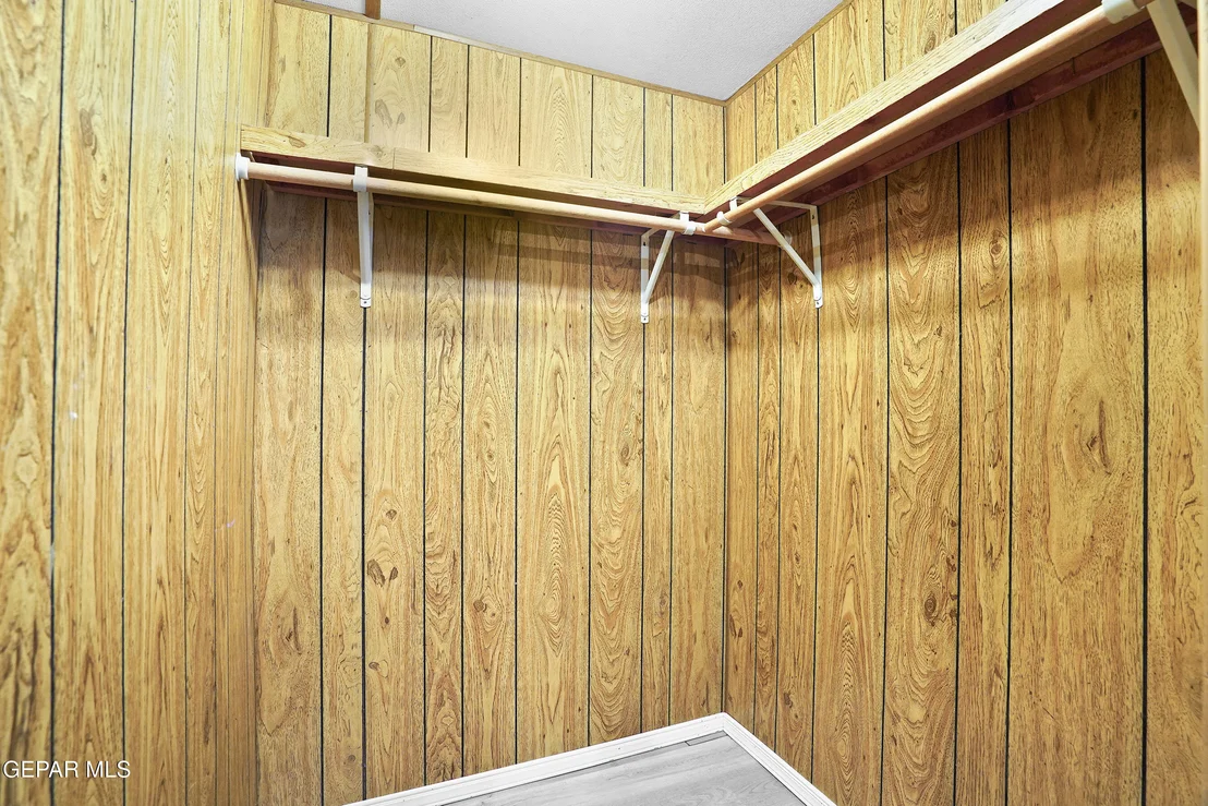 Photo of 300 RUFFIAN Way