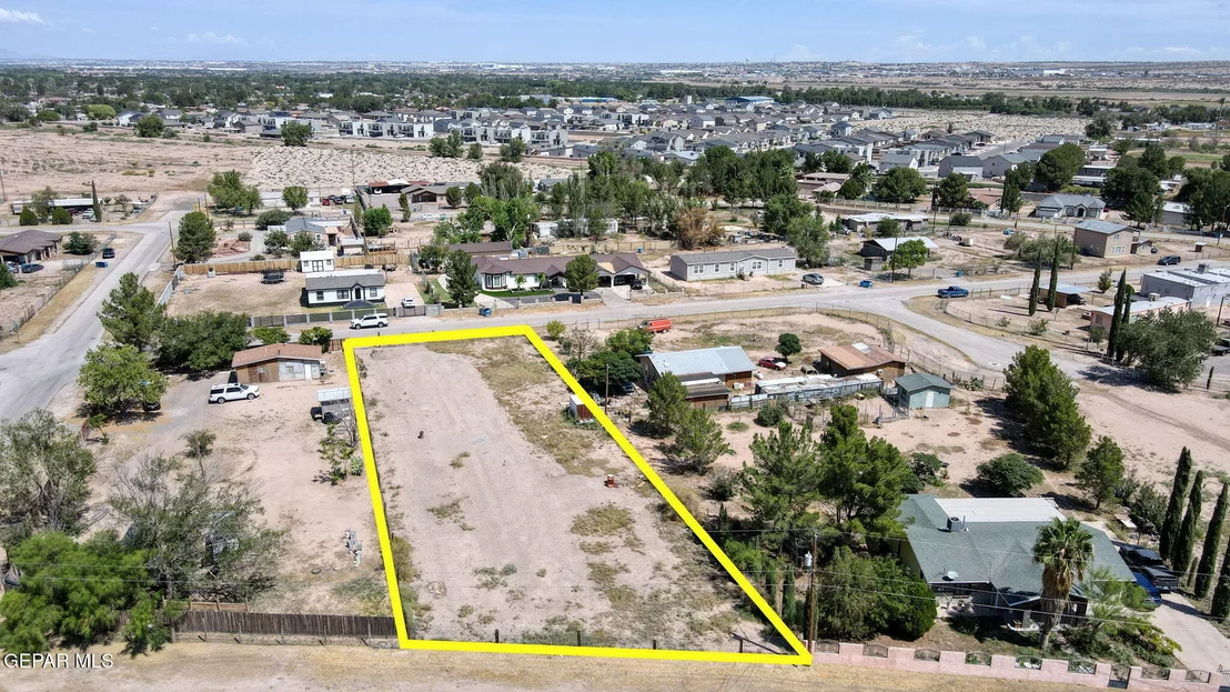 Photo of 410 Valle Rojo Drive
