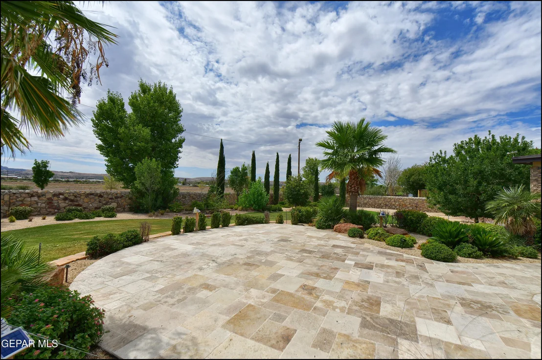 Photo of 4006 ROADSIDE Court