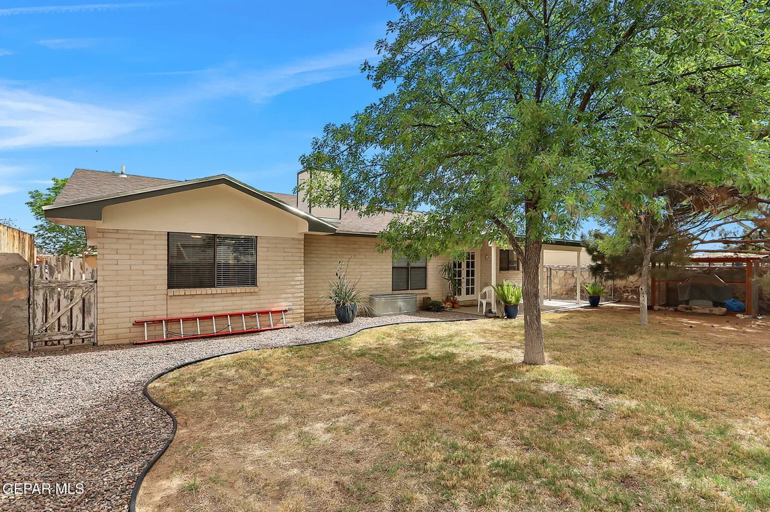Photo of 311 ALVAREZ Drive