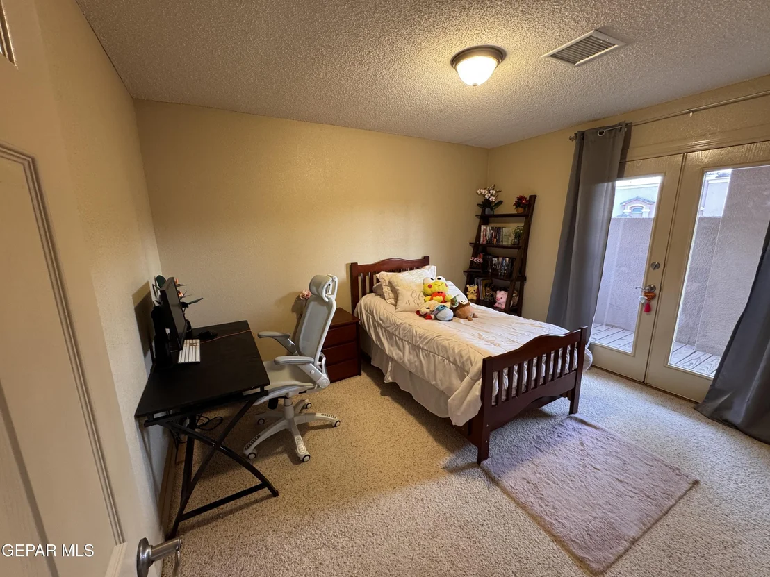 Photo of 6377 FRANKLIN GATE Drive