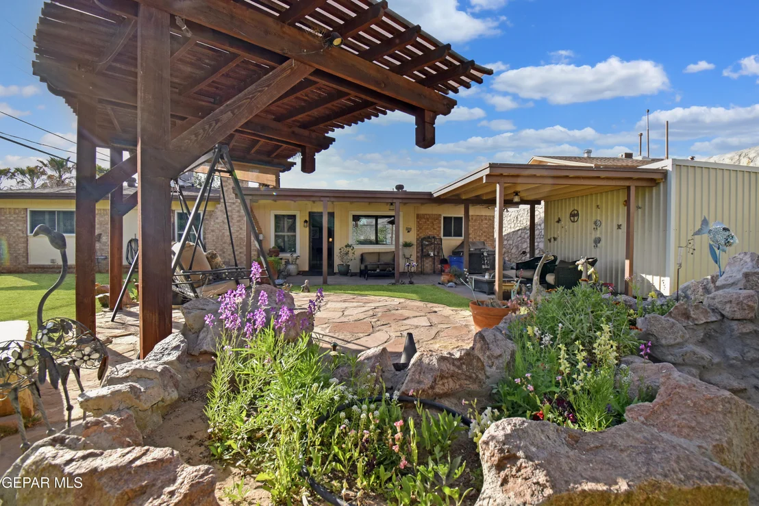 Photo of 224 Lomont Drive