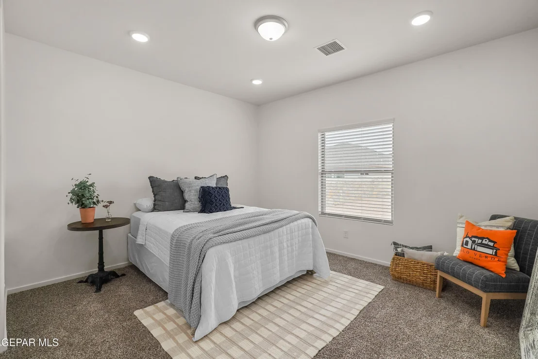 Photo of 13804 Summer Wave Avenue