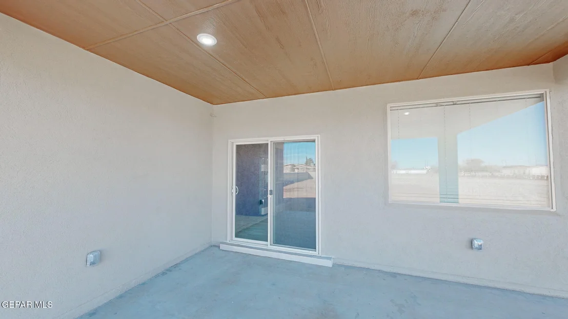 Photo of 325 Apodaca Road