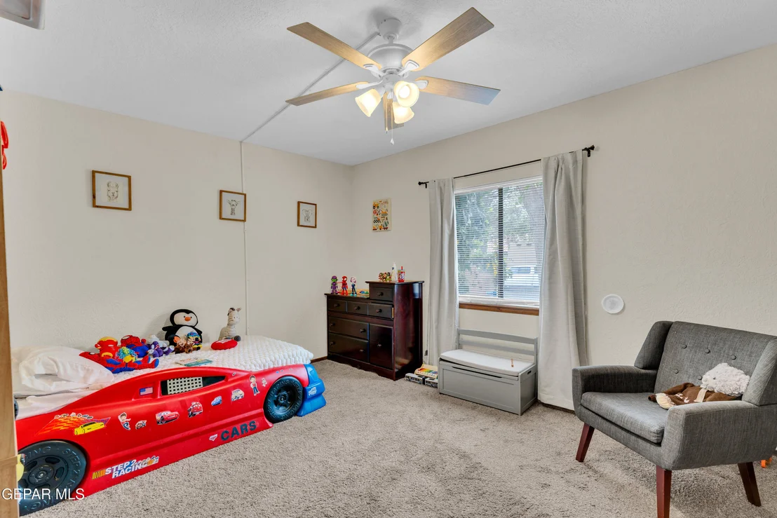 Photo of 737 LAKESHORE Drive