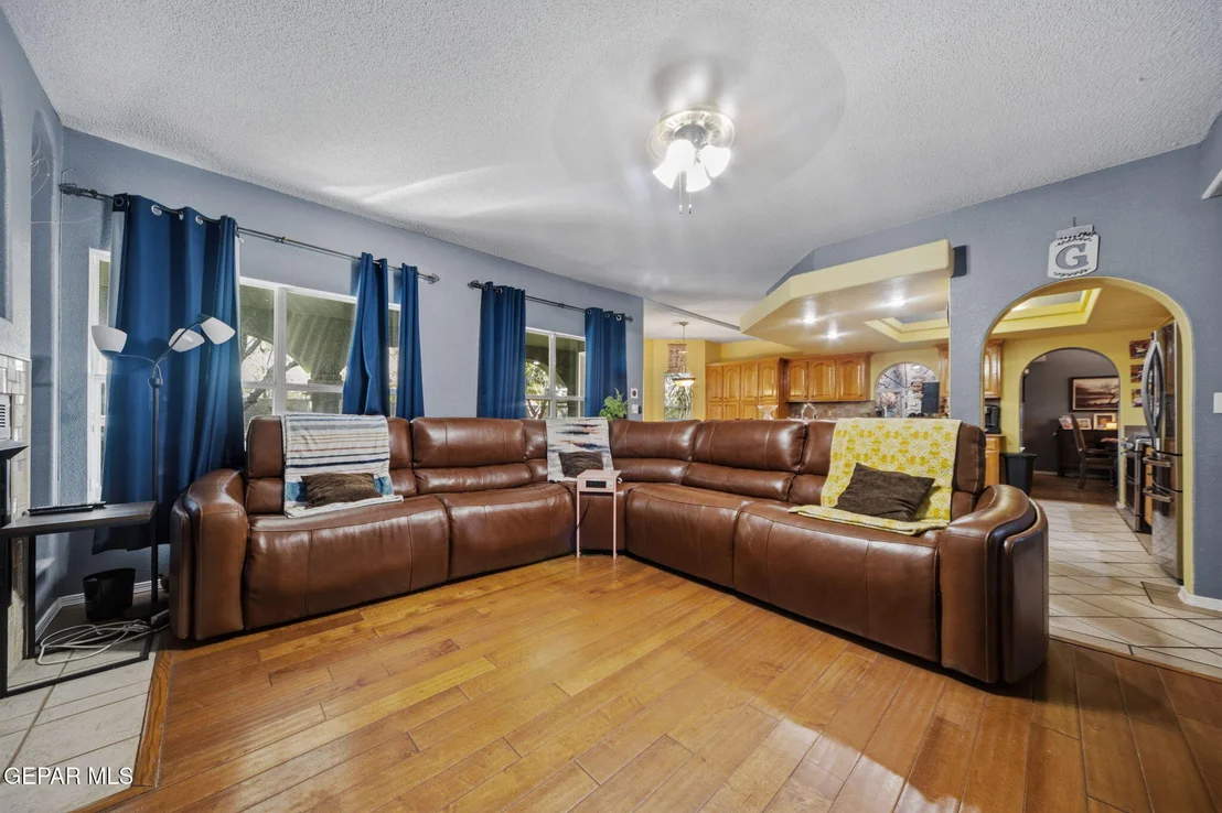 Photo of 554 SHADOW WILLOW Drive