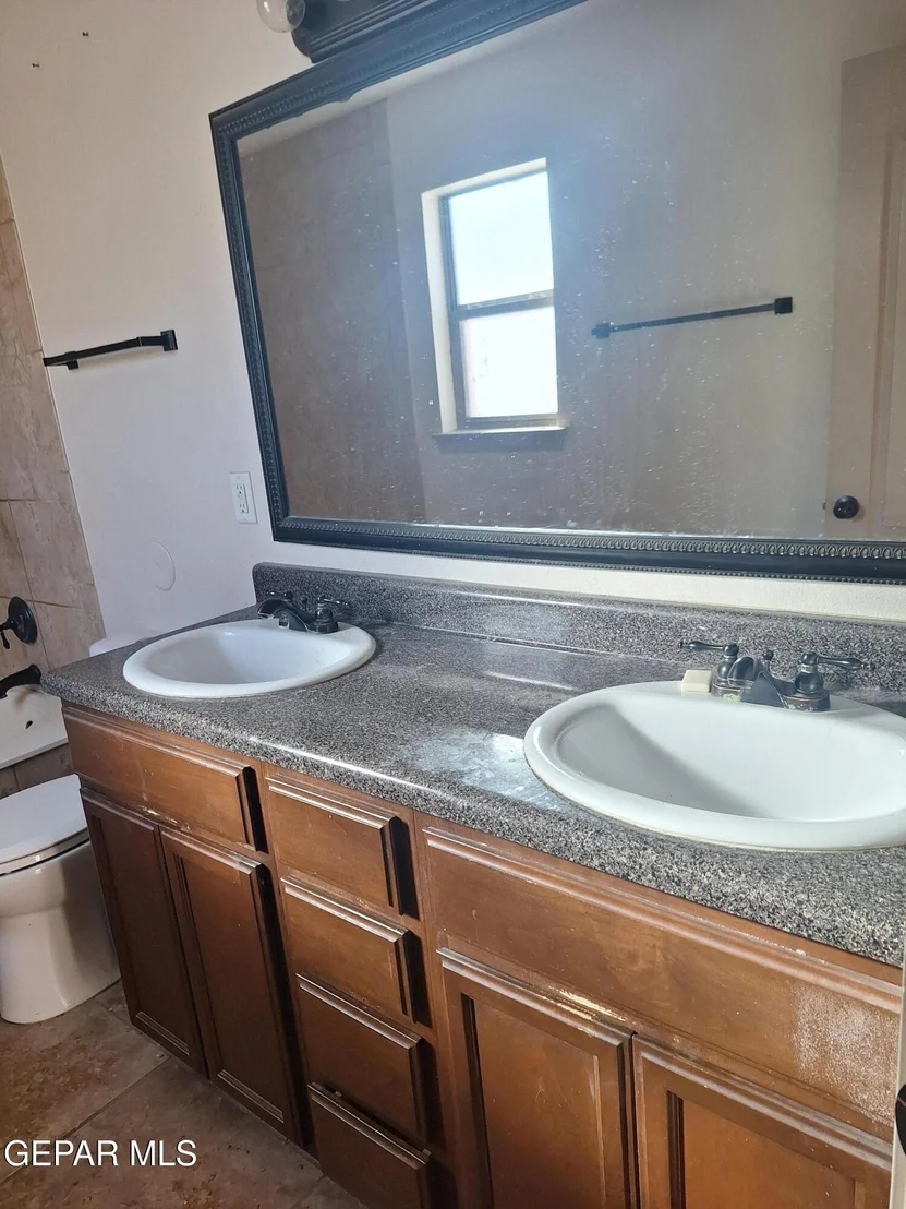 Photo of 14243 GIL REYES Drive