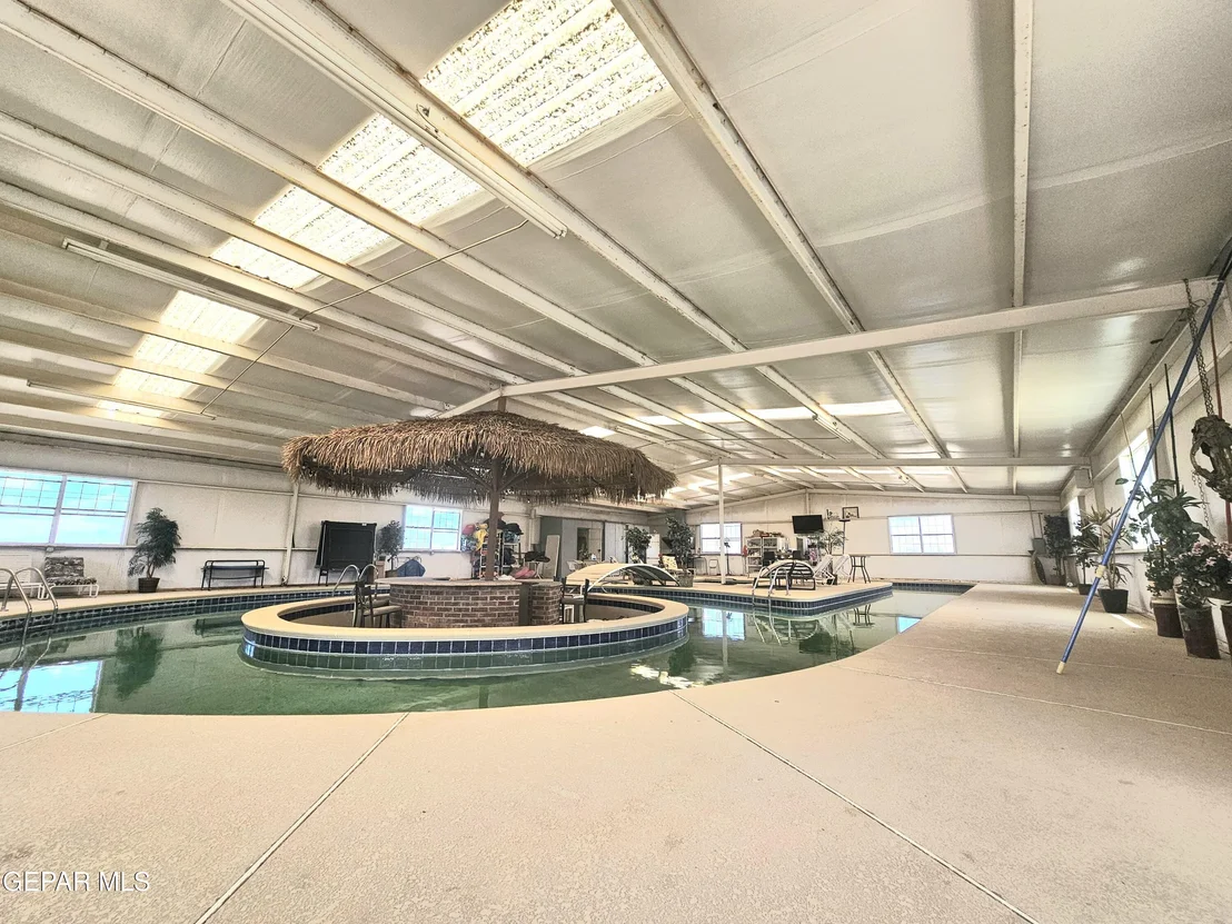 Photo of 6651 Strahan Road