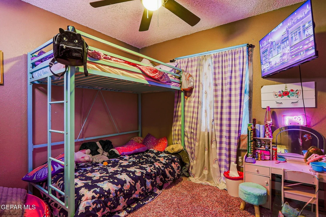 Photo of 11908 KINGS CREST Drive