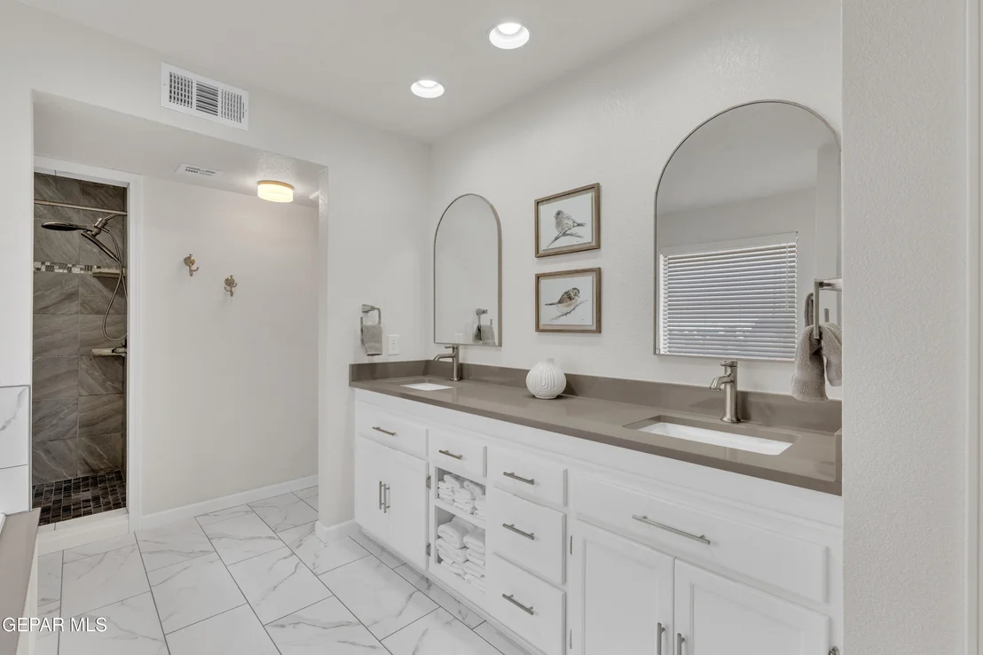 Photo of 7016 TOLUCA Drive