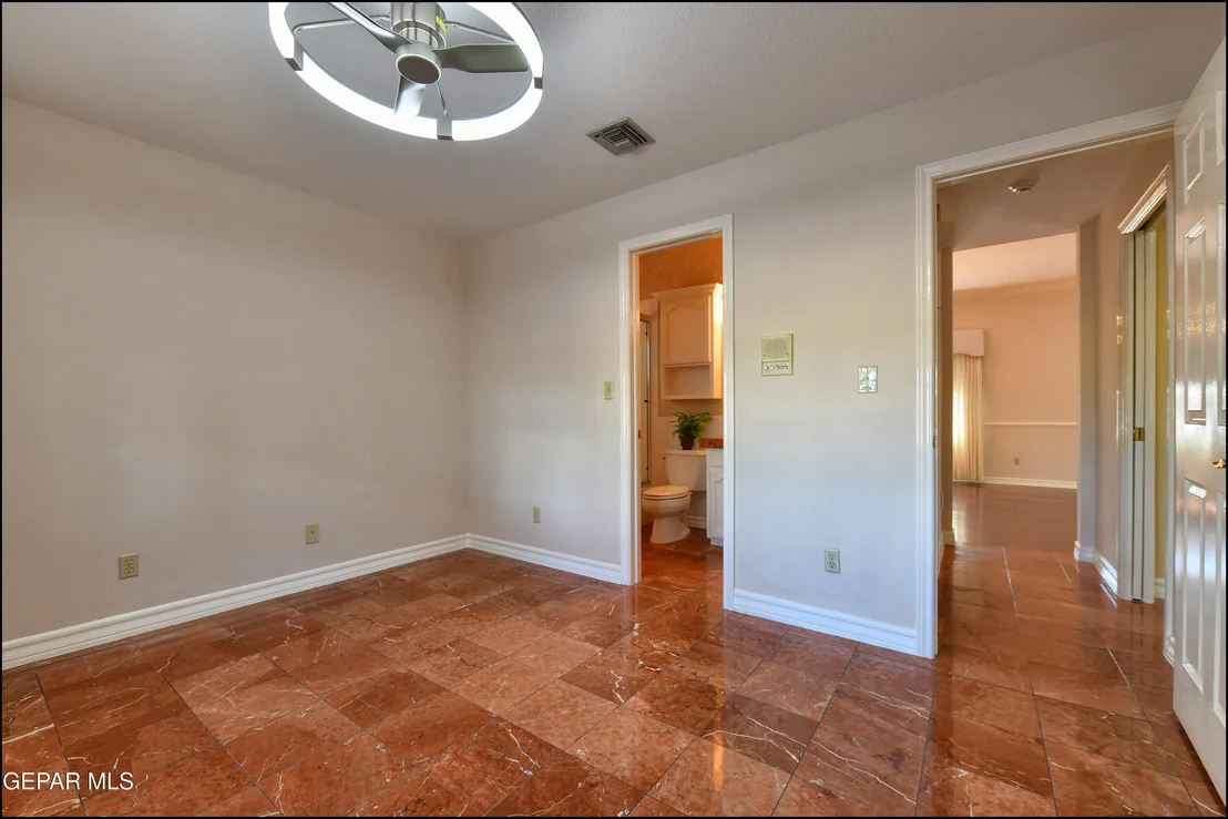 Photo of 1605 BILLY CASPER Drive