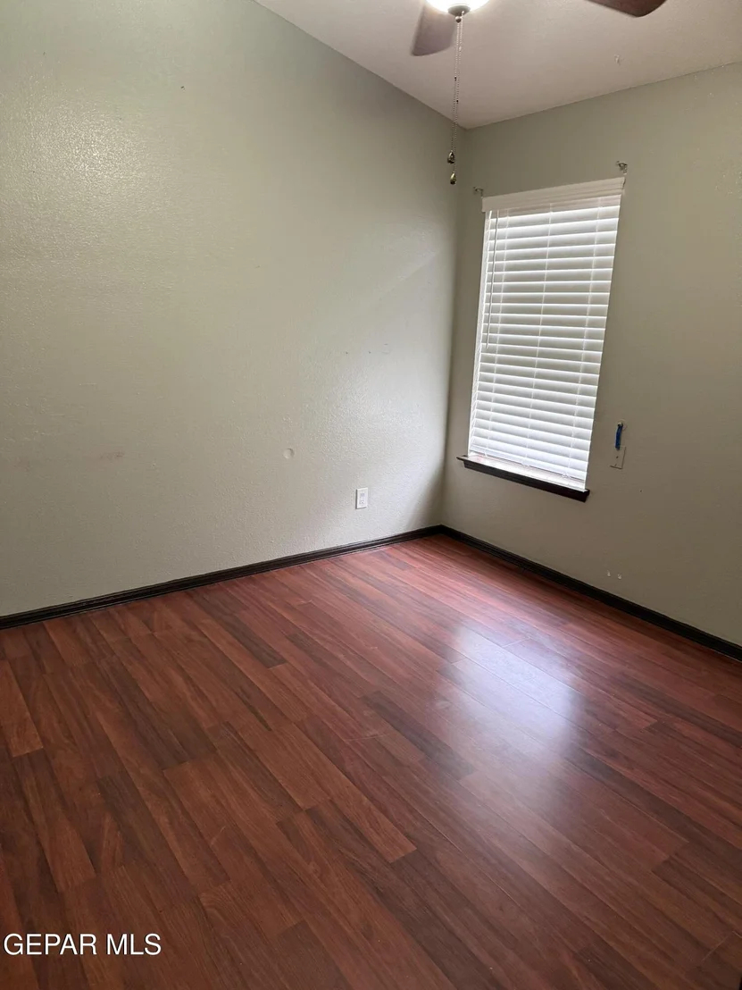 Photo of 3025 OAK TOWER Place