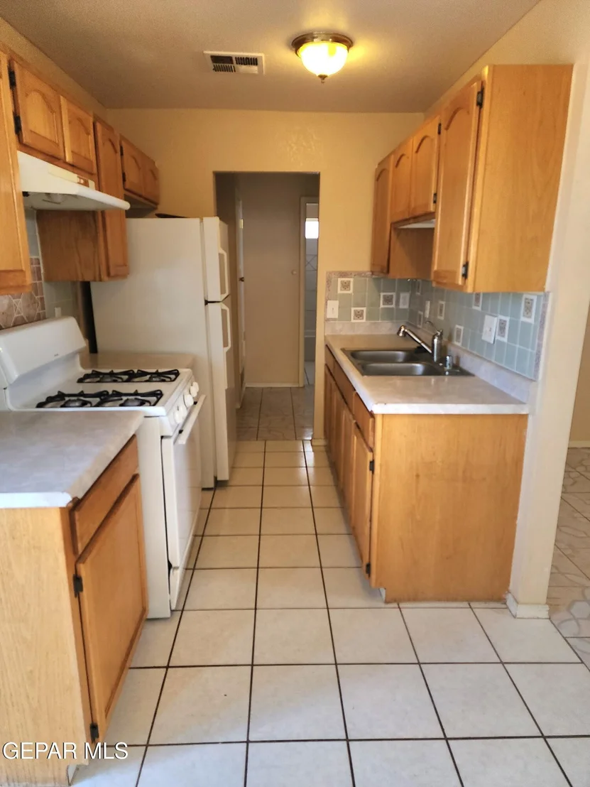 Photo of 6241 Kings Bridge Drive