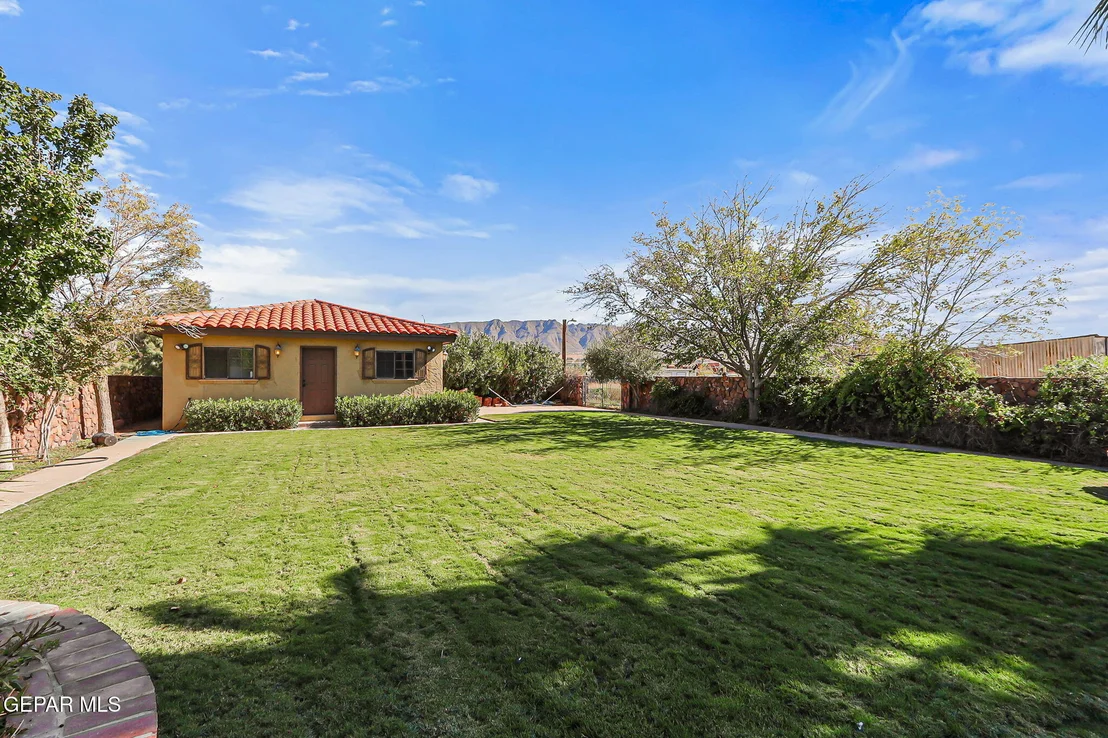 Photo of 3934 Emory rd Road