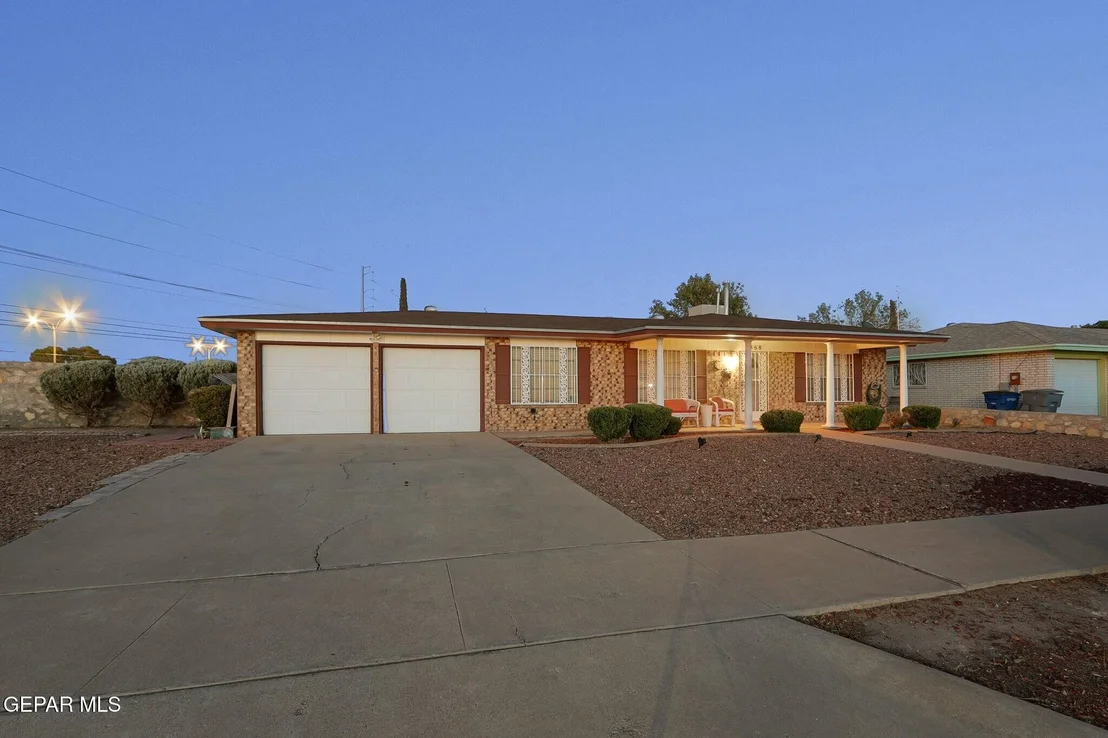 Photo of 1868 Tom Bolt Drive