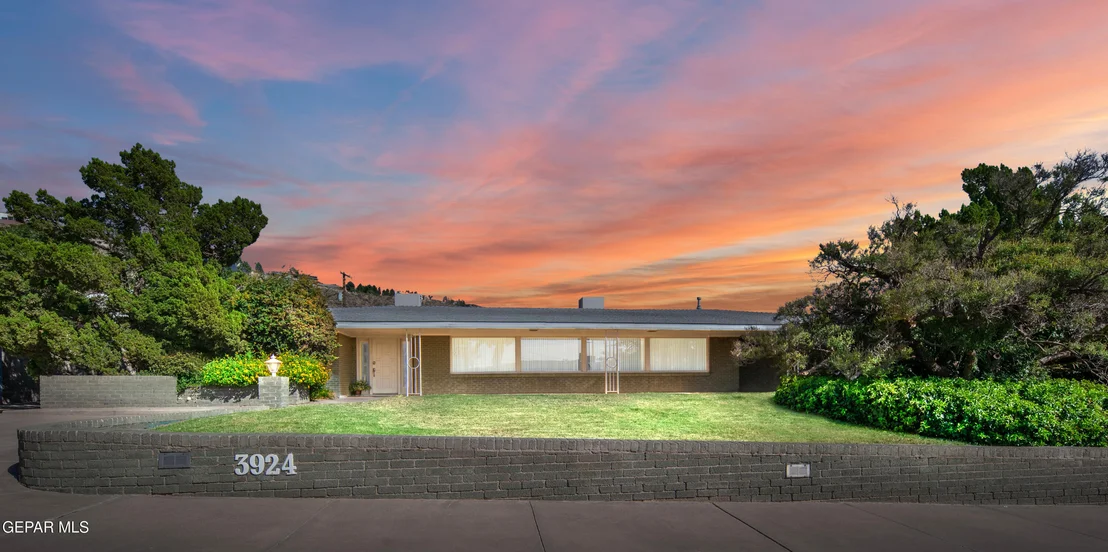 Photo of 3924 FLAMINGO Drive