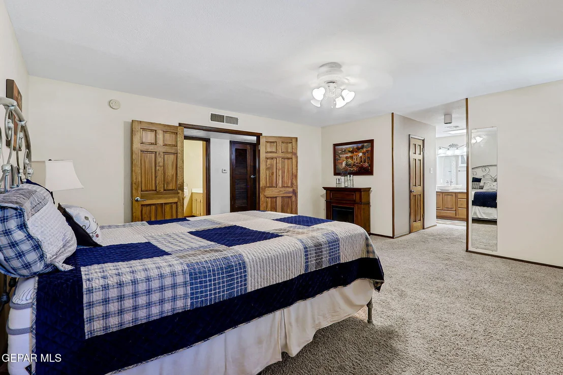 Photo of 713 LIVE OAK Drive