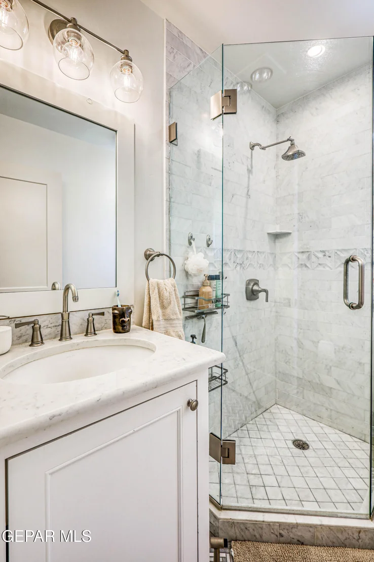 Photo of 2304 FLORENCE
