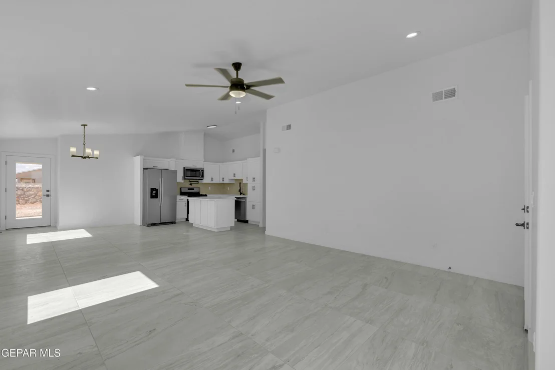 Photo of 15137 Expectation Avenue
