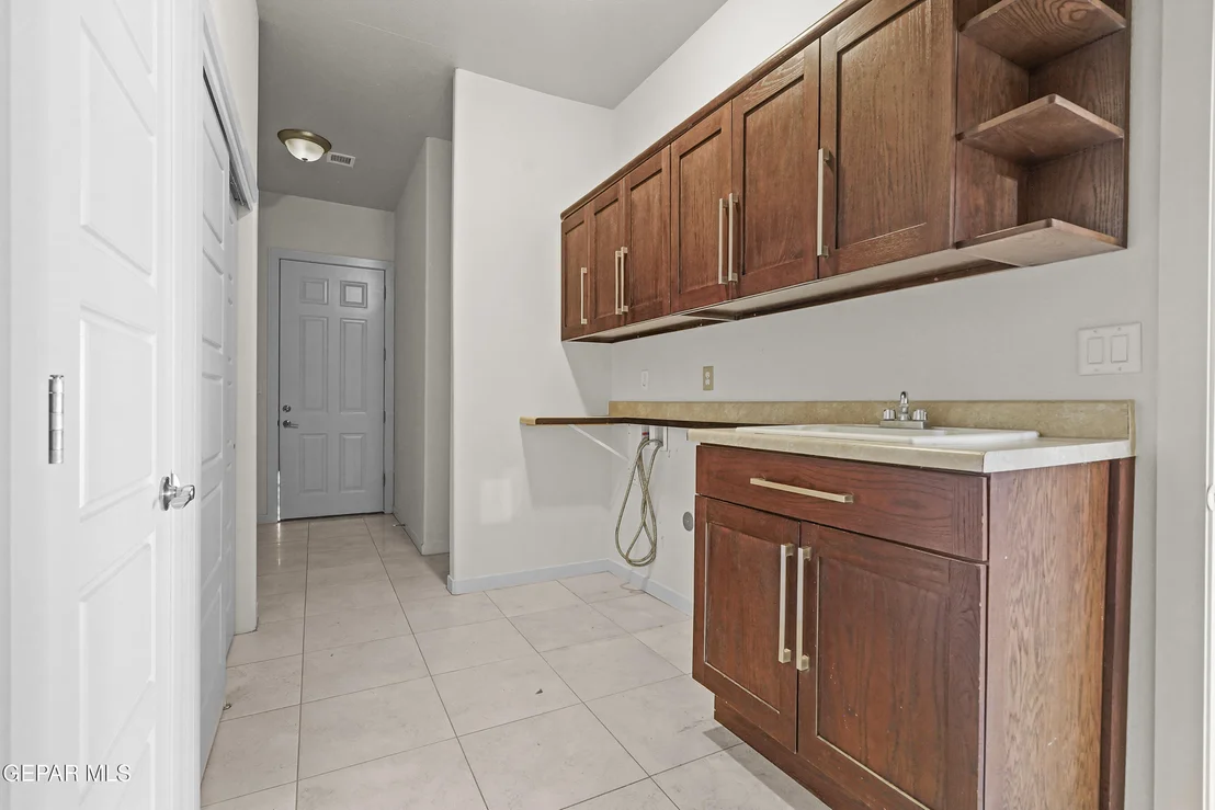Photo of 6241 FRANKLIN RIDGE Drive
