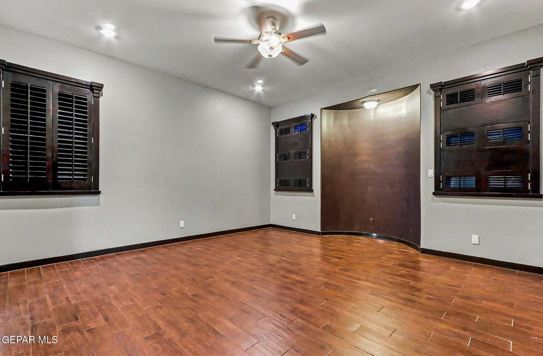 Photo of 9046 ECLIPSE Street