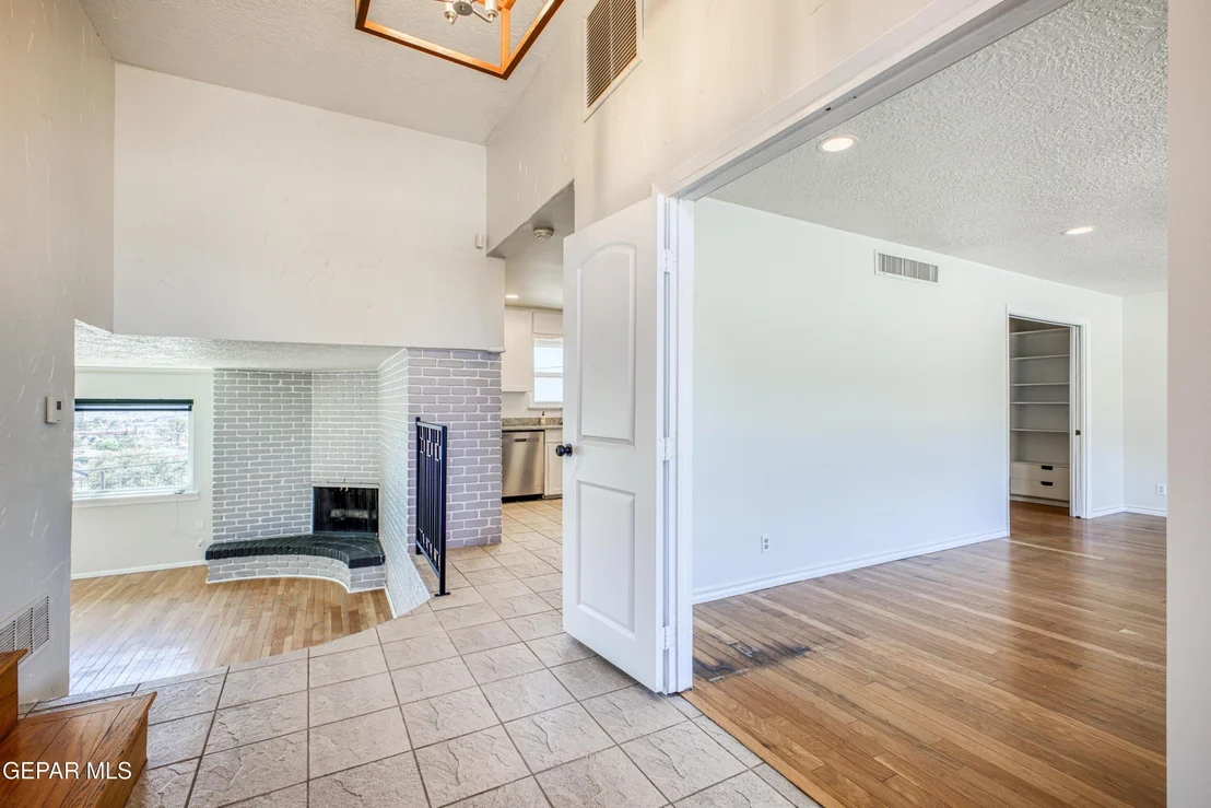 Photo of 6253 WESTWIND Drive