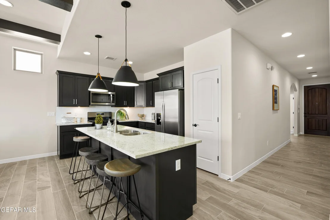 Photo of 6004 Dalhart Drive
