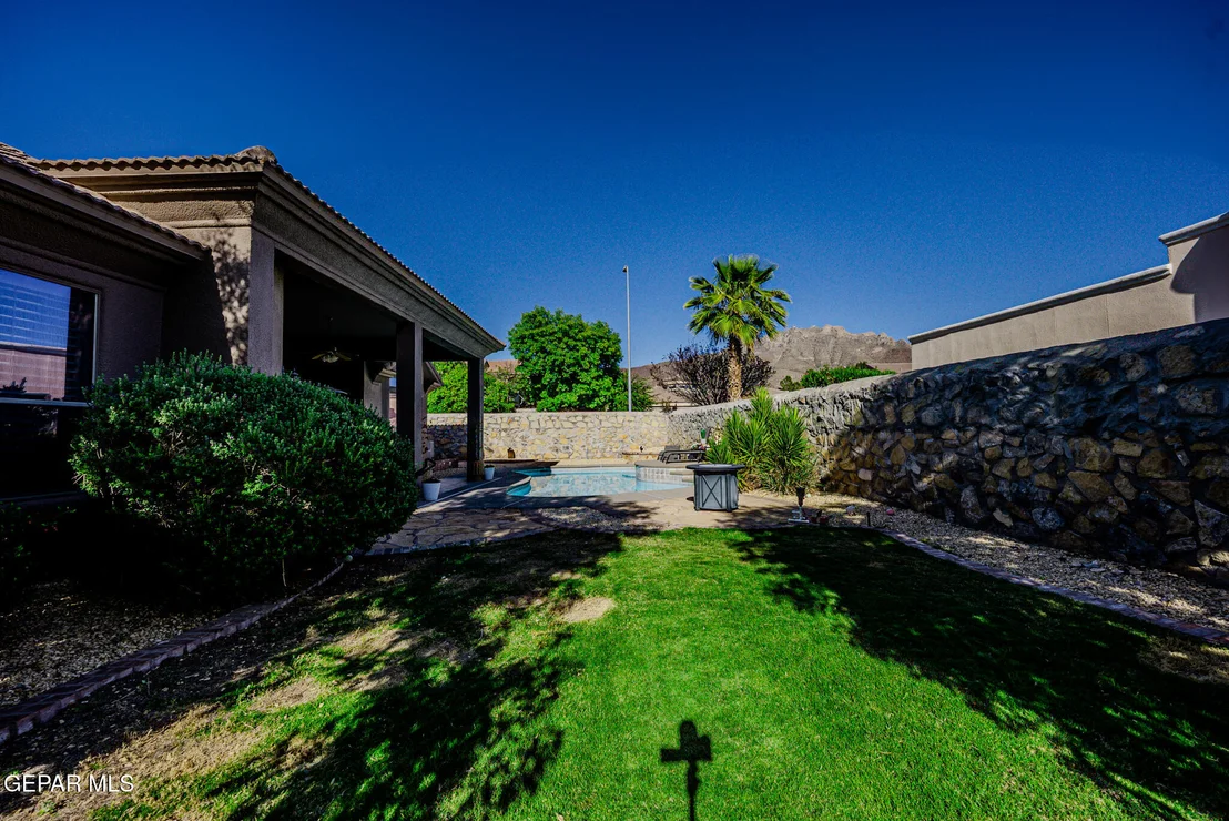 Photo of 6236 FRANKLIN HAWK Avenue