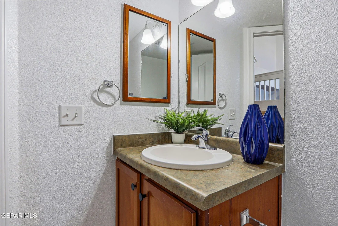 Photo of 680 Sequeiros Court