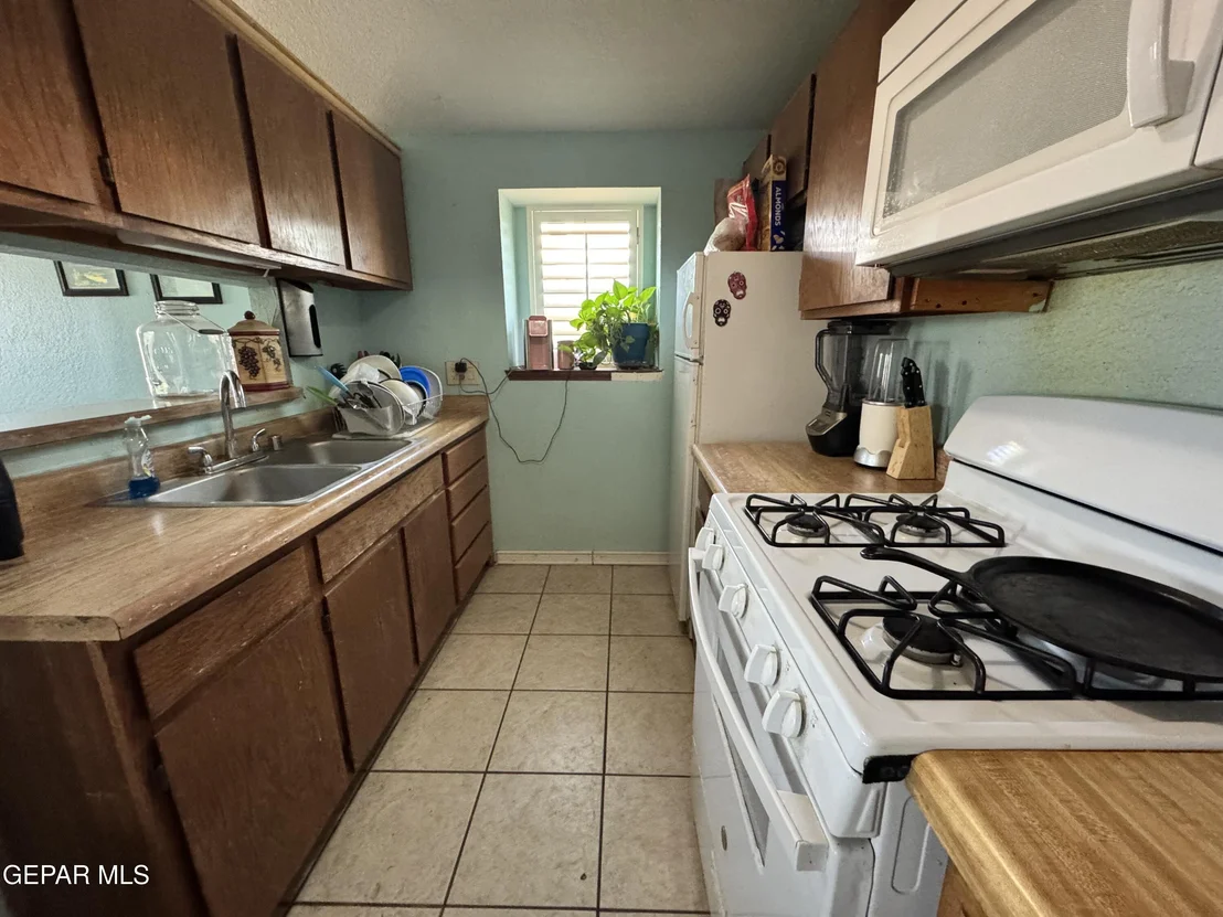 Photo of 6696 Tiger Eye Drive