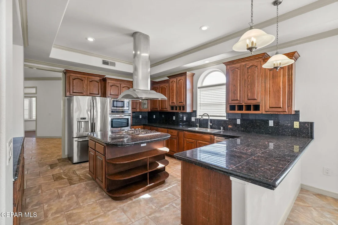 Photo of 6389 FRANKLIN TRAIL Drive
