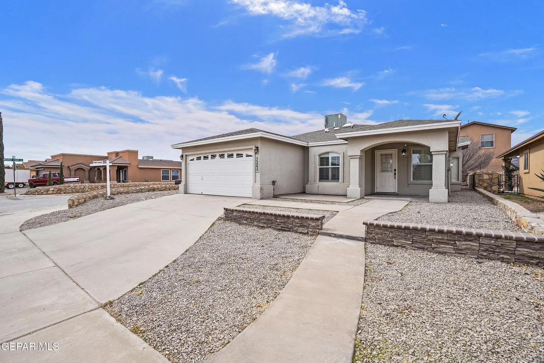 Photo of 3265 MAPLE POINT Drive