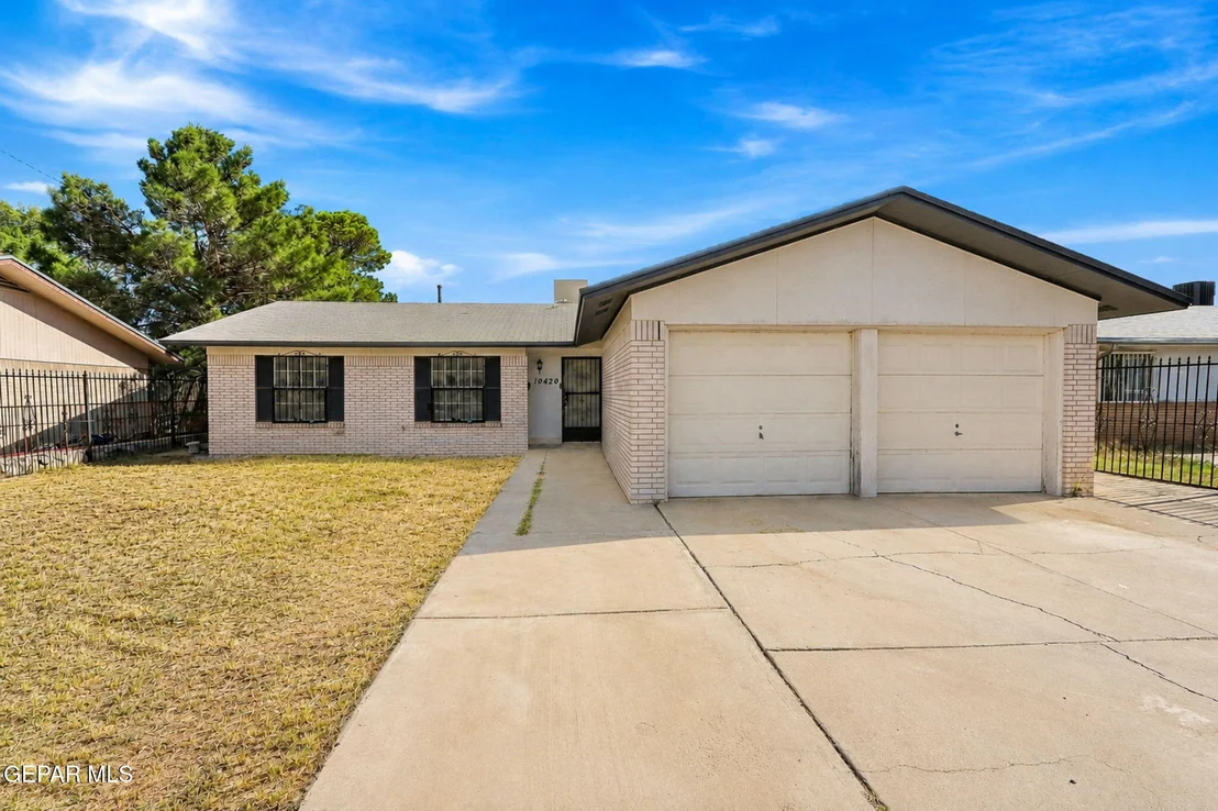 Photo of 10420 MAXWOOD Drive