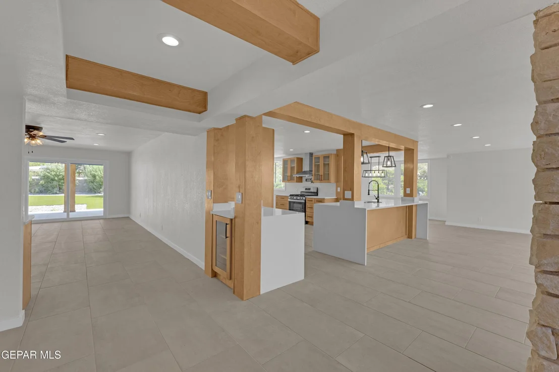 Photo of 4004 Flamingo Drive