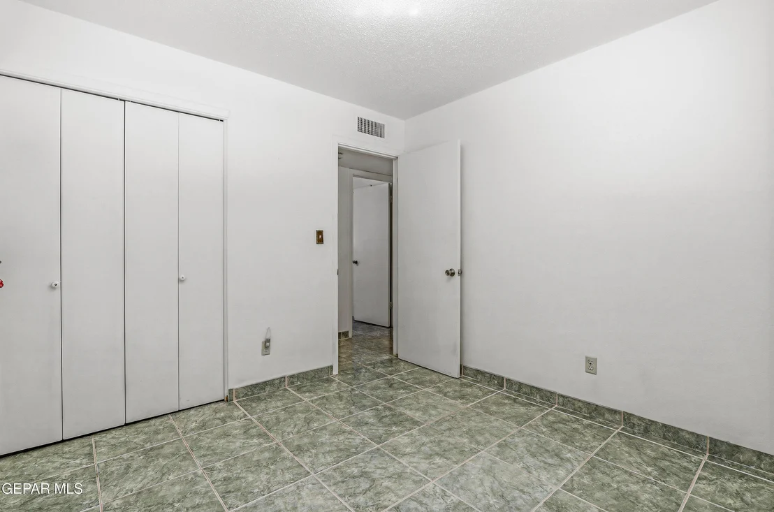 Photo of 10537 SAIGON Drive