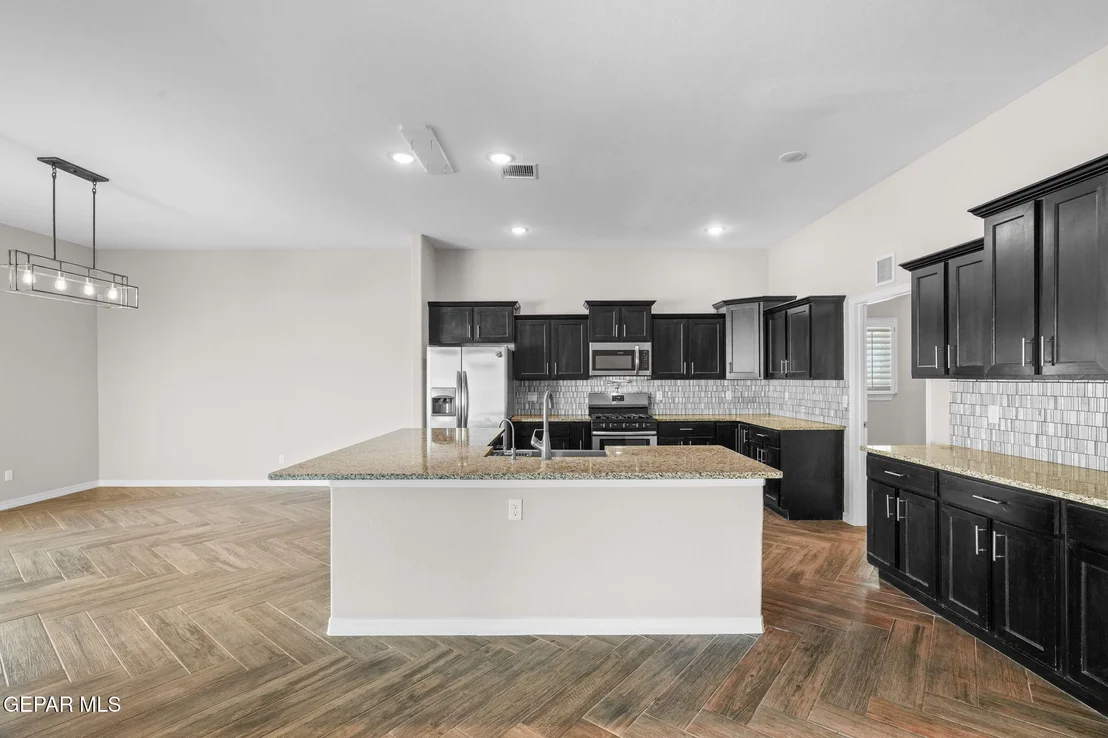 Photo of 7829 ENCHANTED RIDGE Drive