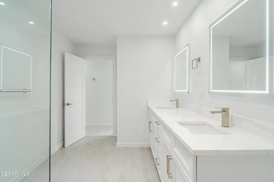 Photo of 9000 GALENA Drive