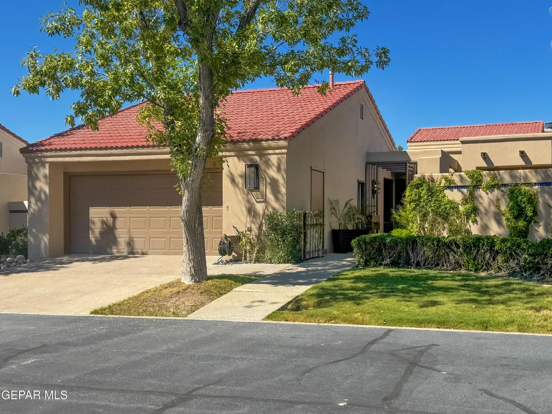 Photo of 1114 Los Jardines Circle