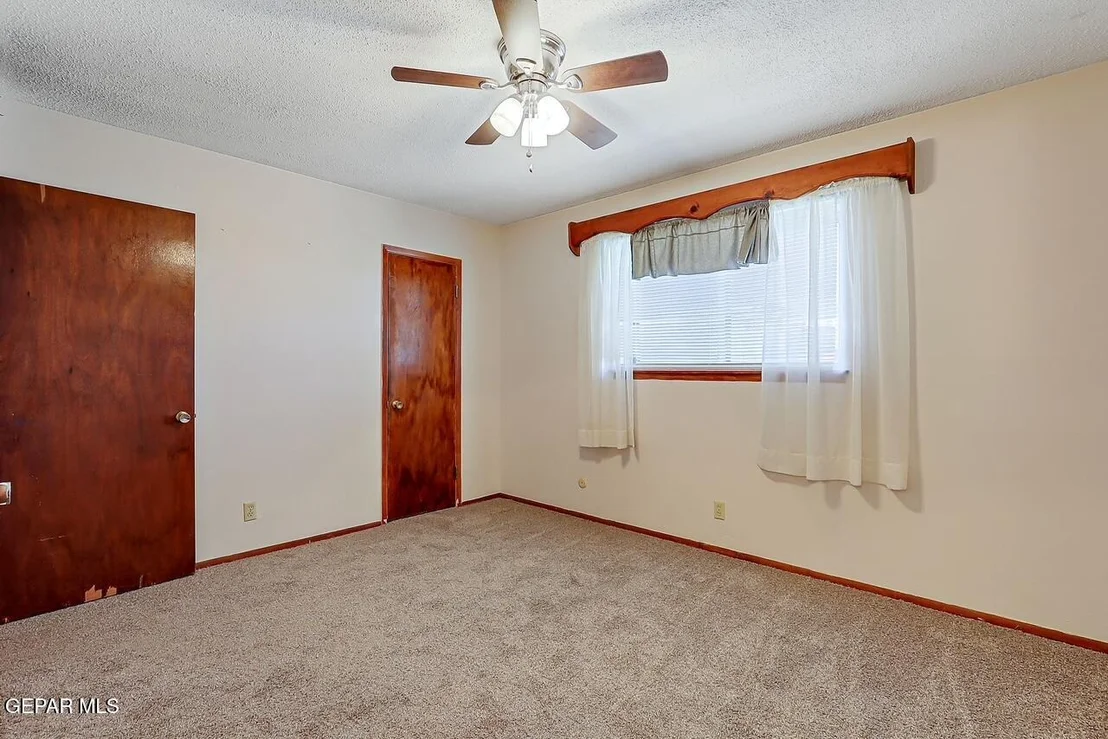Photo of 5013 Debeers Drive