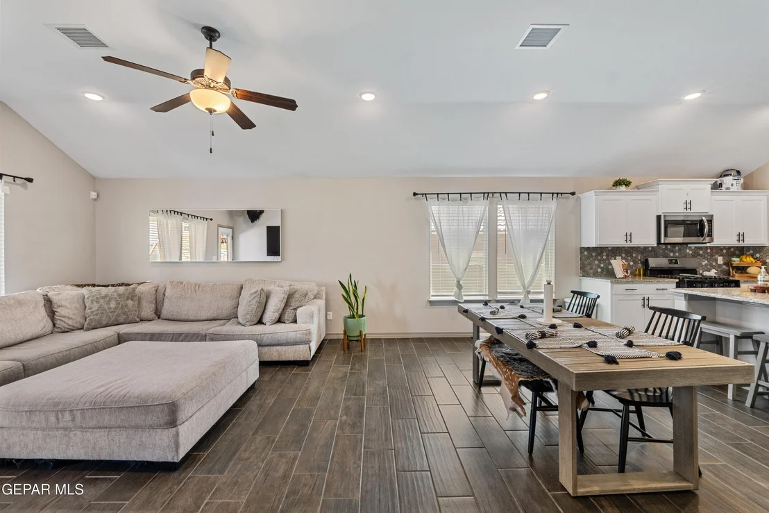 Photo of 232 Reigate Drive