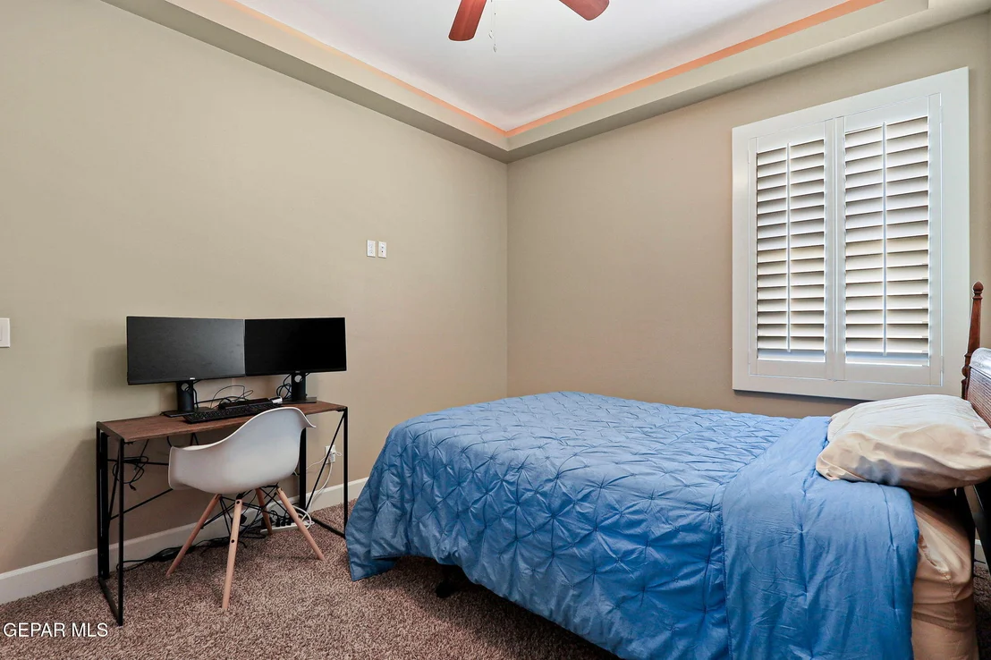 Photo of 917 Clapham Street